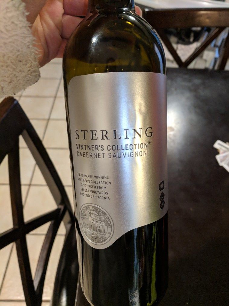 Sterling Vineyards Vintner's Collection Pinot Noir