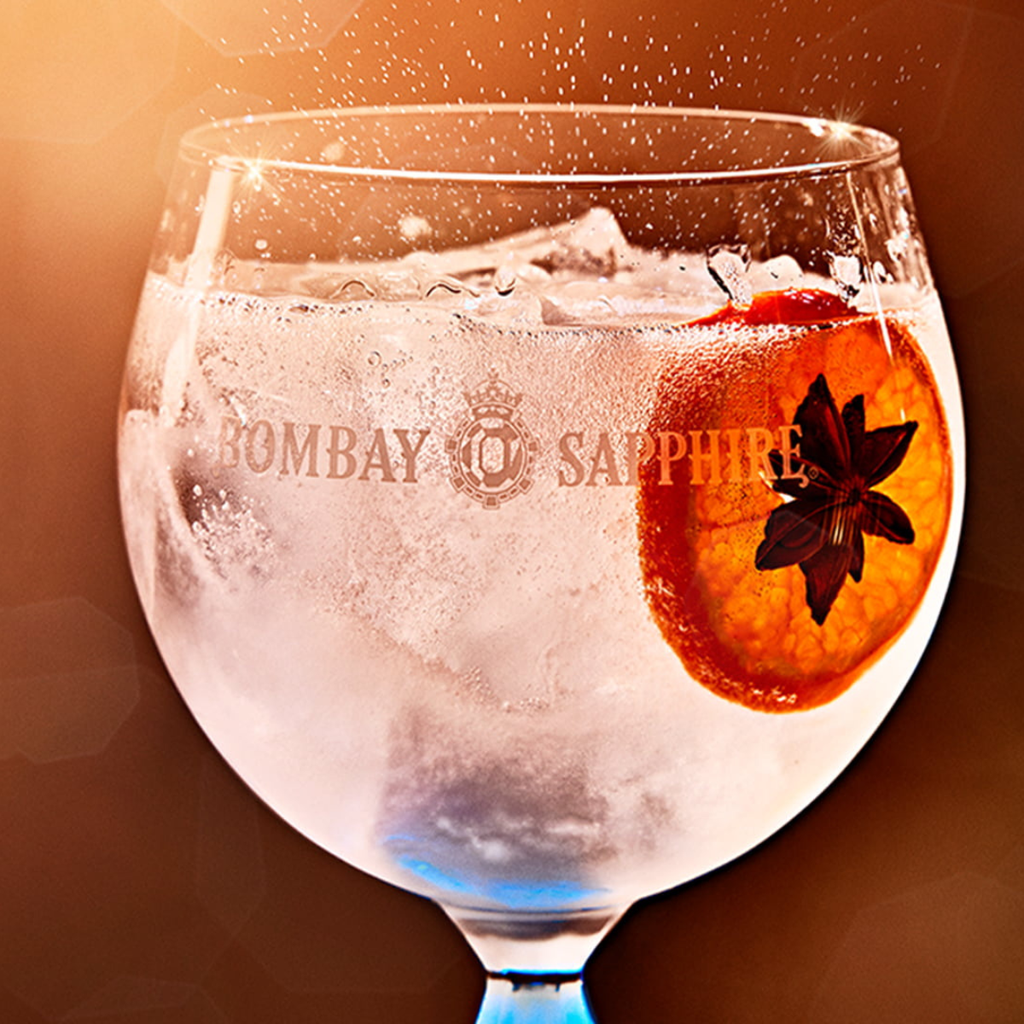Bombay Gin Sapphire Sunset 